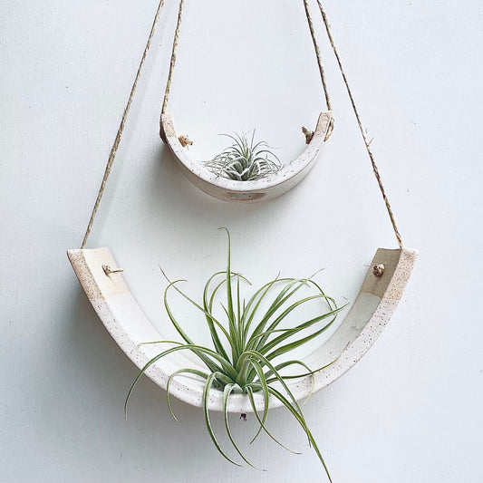 Tiered Speckled Buff Stoneware Hanging Ceramic Tillandsia Air Plant Holder Interior Home Decoration Planter